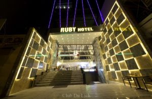 Khách Sạn Ruby (Ruby Hotel)